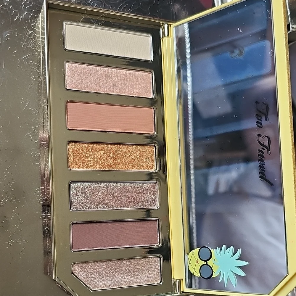 NIB Too Faced Tutti Frutti Sparkling Pineapple Eyeshadow Palette
